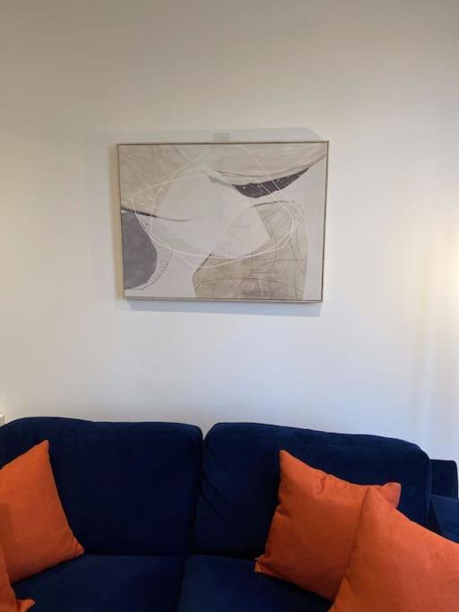 Modern Trafford 1Br Apartment-Free Parking-Cinema Room Manchester Kültér fotó